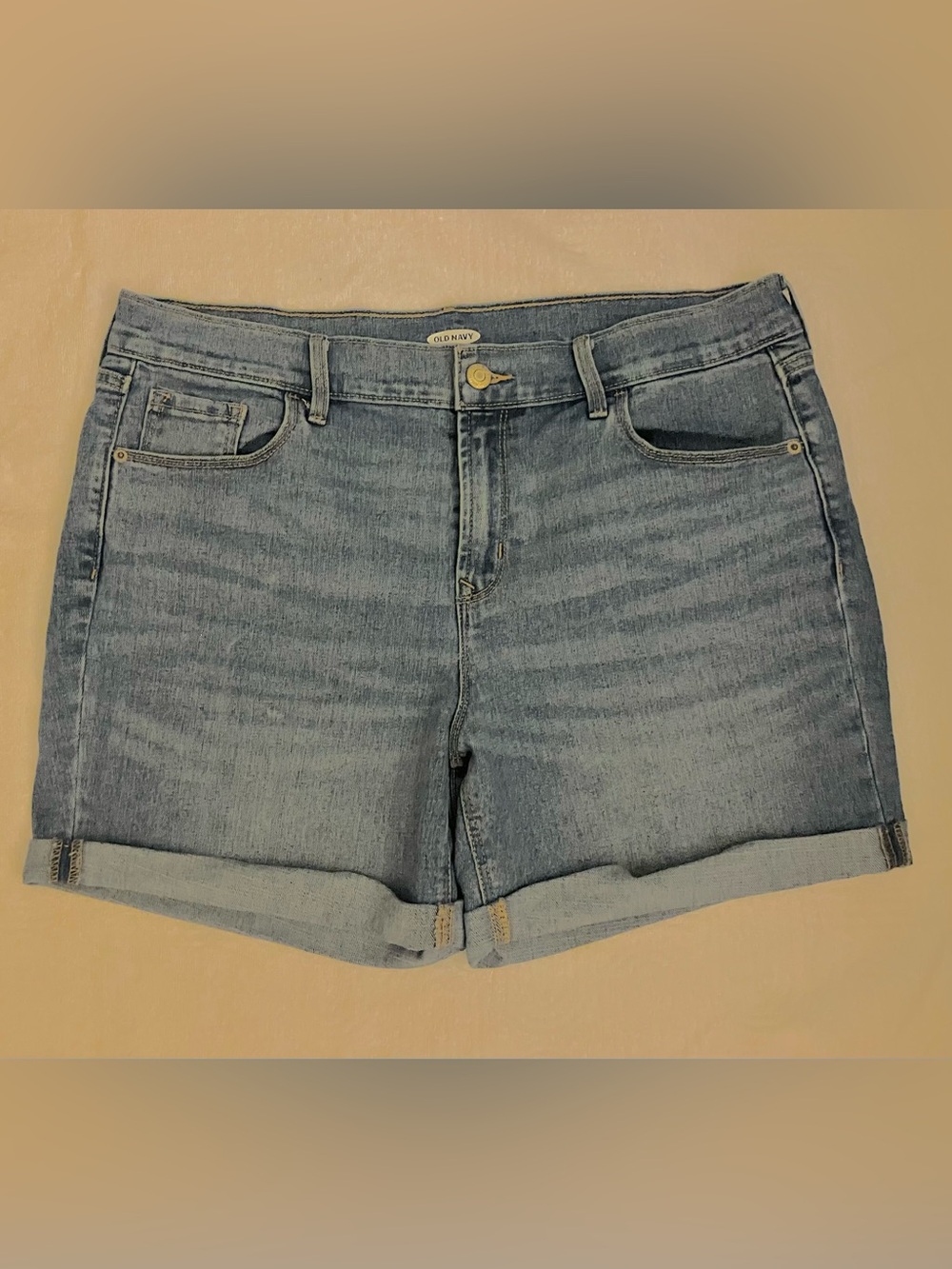 Old Navy Women's Mid-Rise Cuffed Denim Shorts (often designated Boyfriend) -12